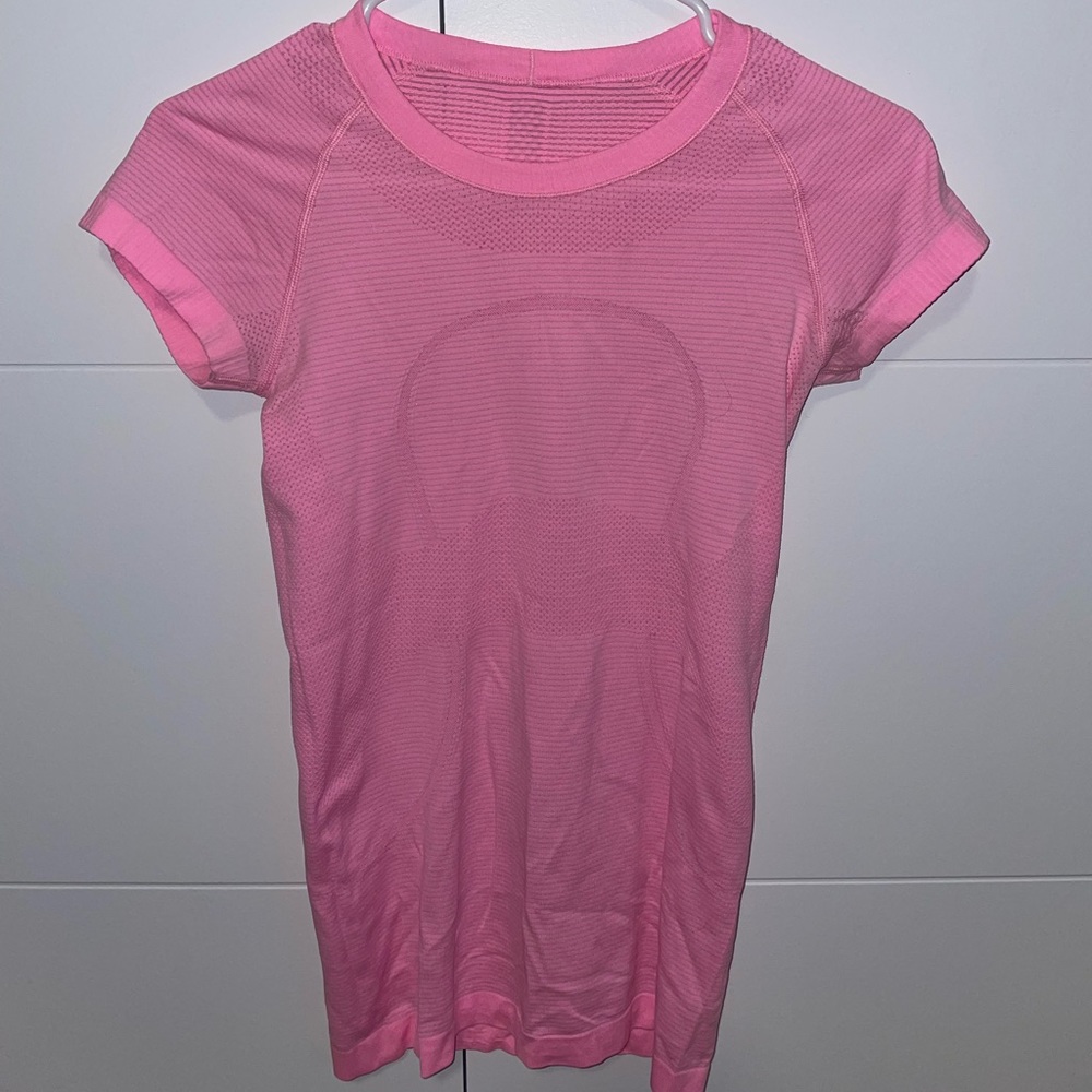 Lululemon short sleeve
